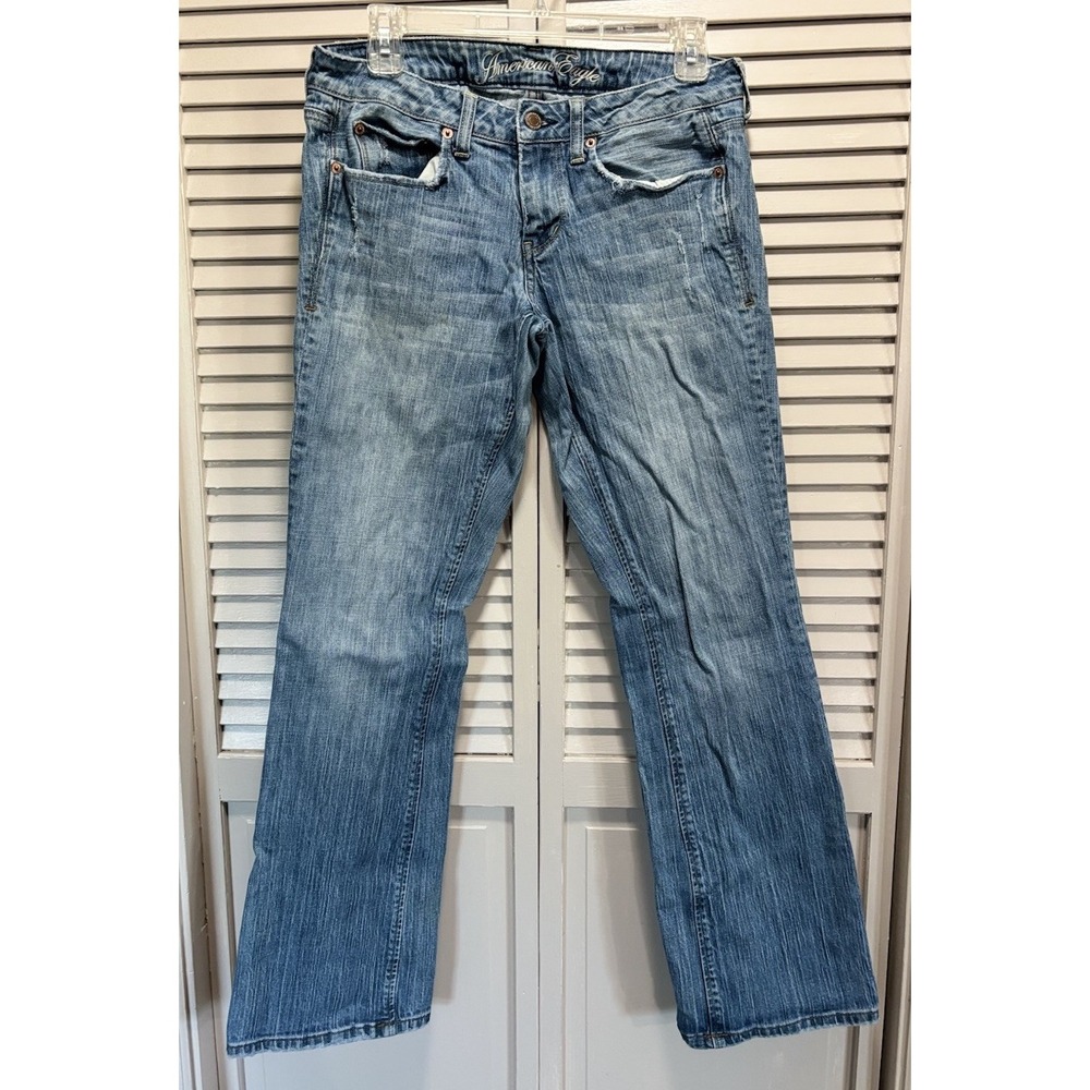 American Eagle Jeans True Boot Light Wash Low Rise Size 6 Pockets Boho Casual